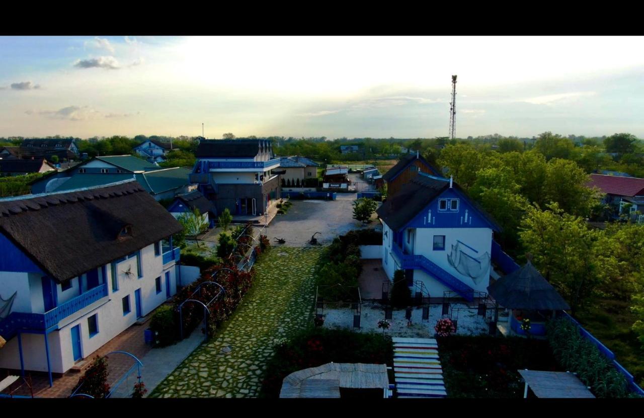 Nena Art Resort Dunavăţu de Jos 外观 照片